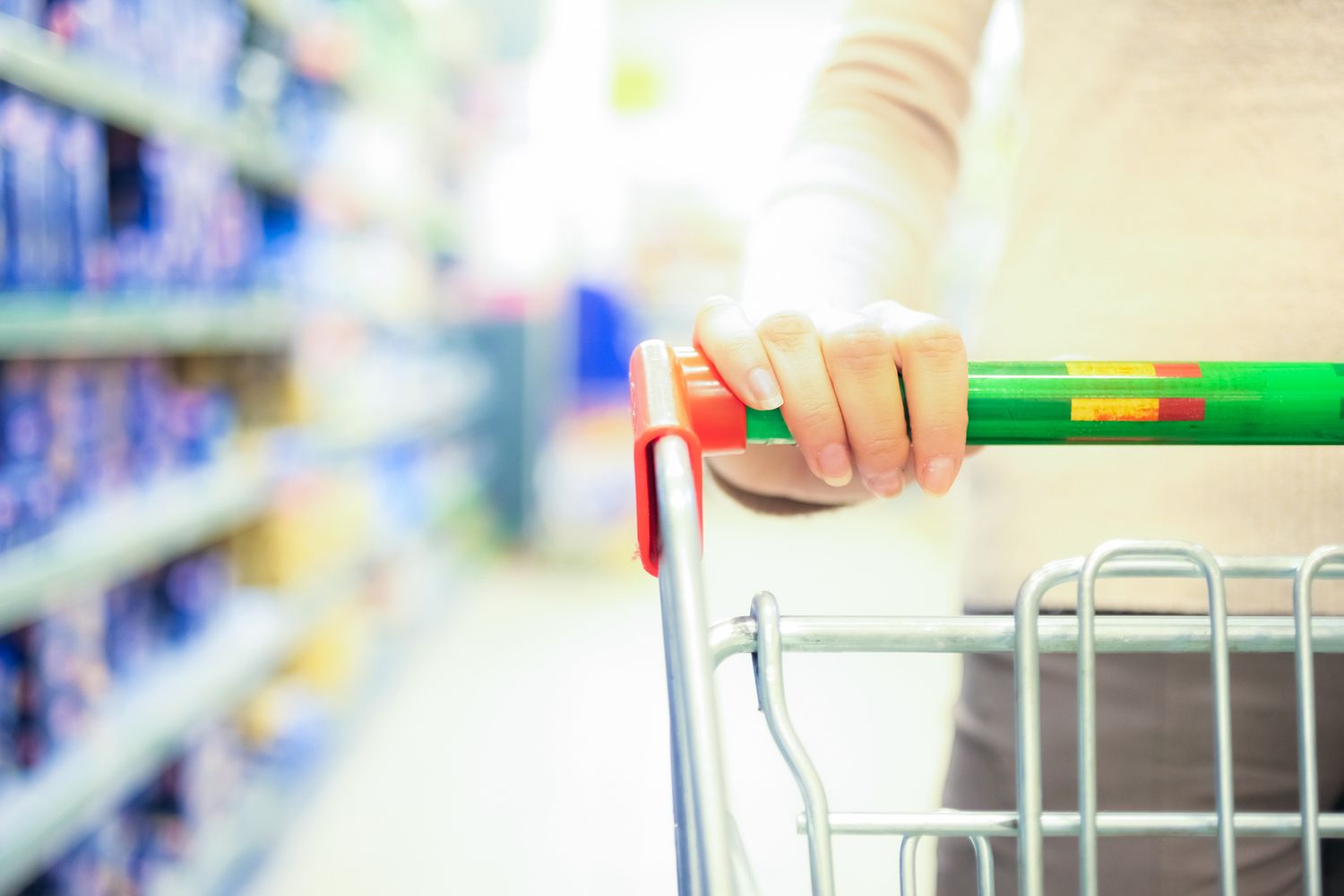 Productos de la canasta básica de alimentos aumentaron más de 2% en febrero