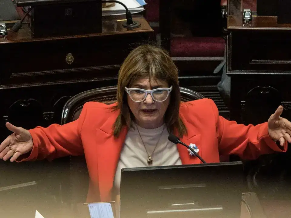 Patricia Bullrich admitió el error en la reforma laboral por no diferenciar enfermedades graves y leves
