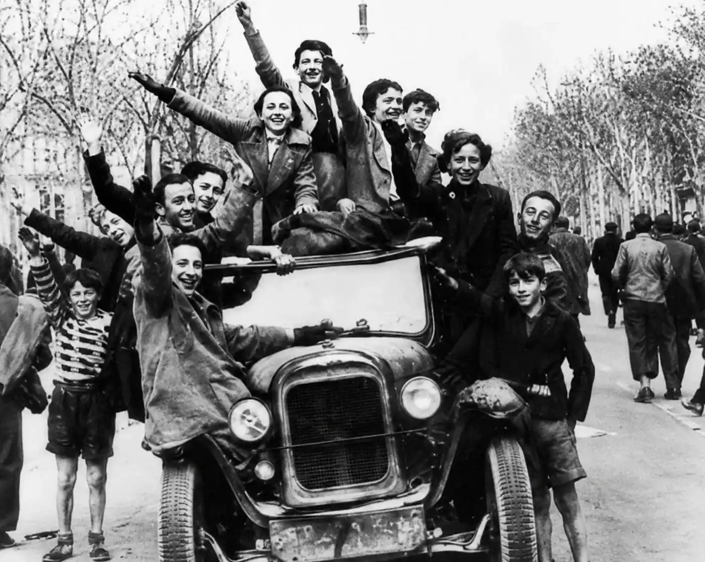 Los festejos por el fin de la Segunda Guerra Mundial.