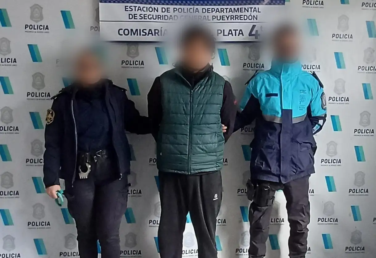 Sobre el sujeto se pidió una orden de restricción.