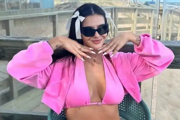 La China Suárez se cansó de las críticas que recibe en sus redes: "Métanse los mandatos donde los haga feliz"