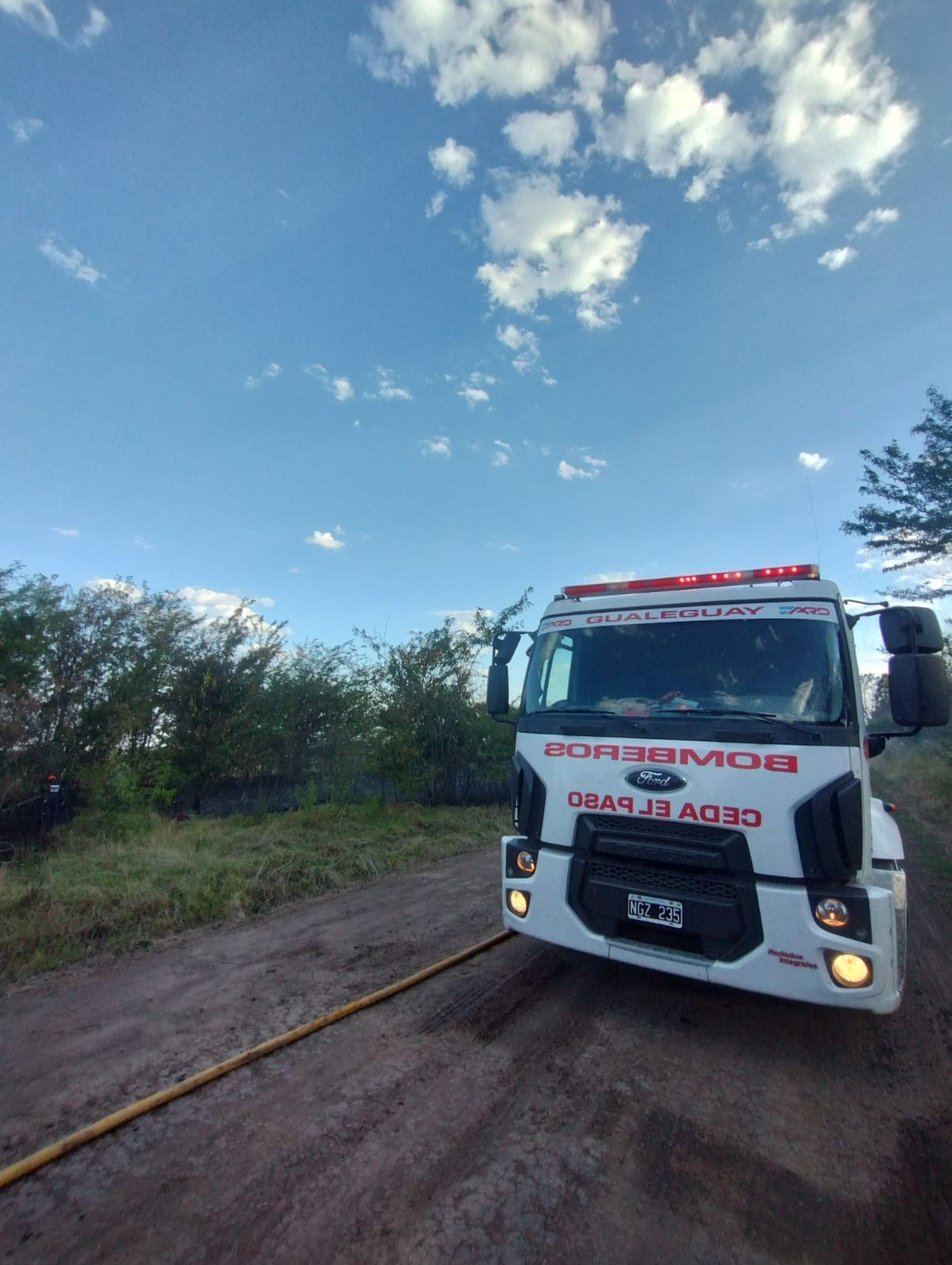 Se cayó una avioneta mientras fumigaba