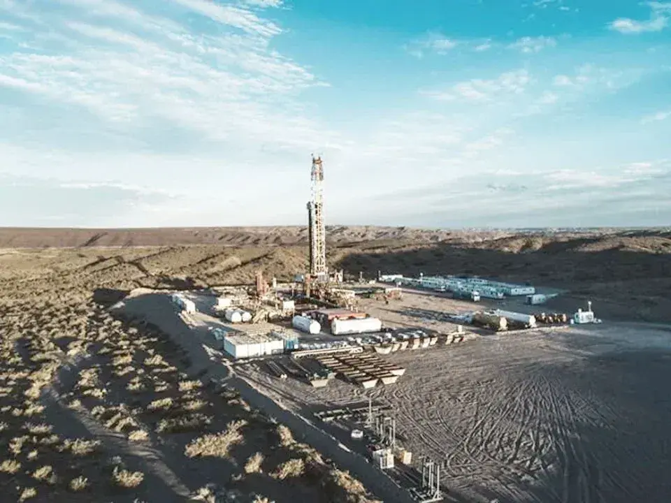 La Argentina alcanzó el mayor superávit comercial energético de la historia para un primer semestre