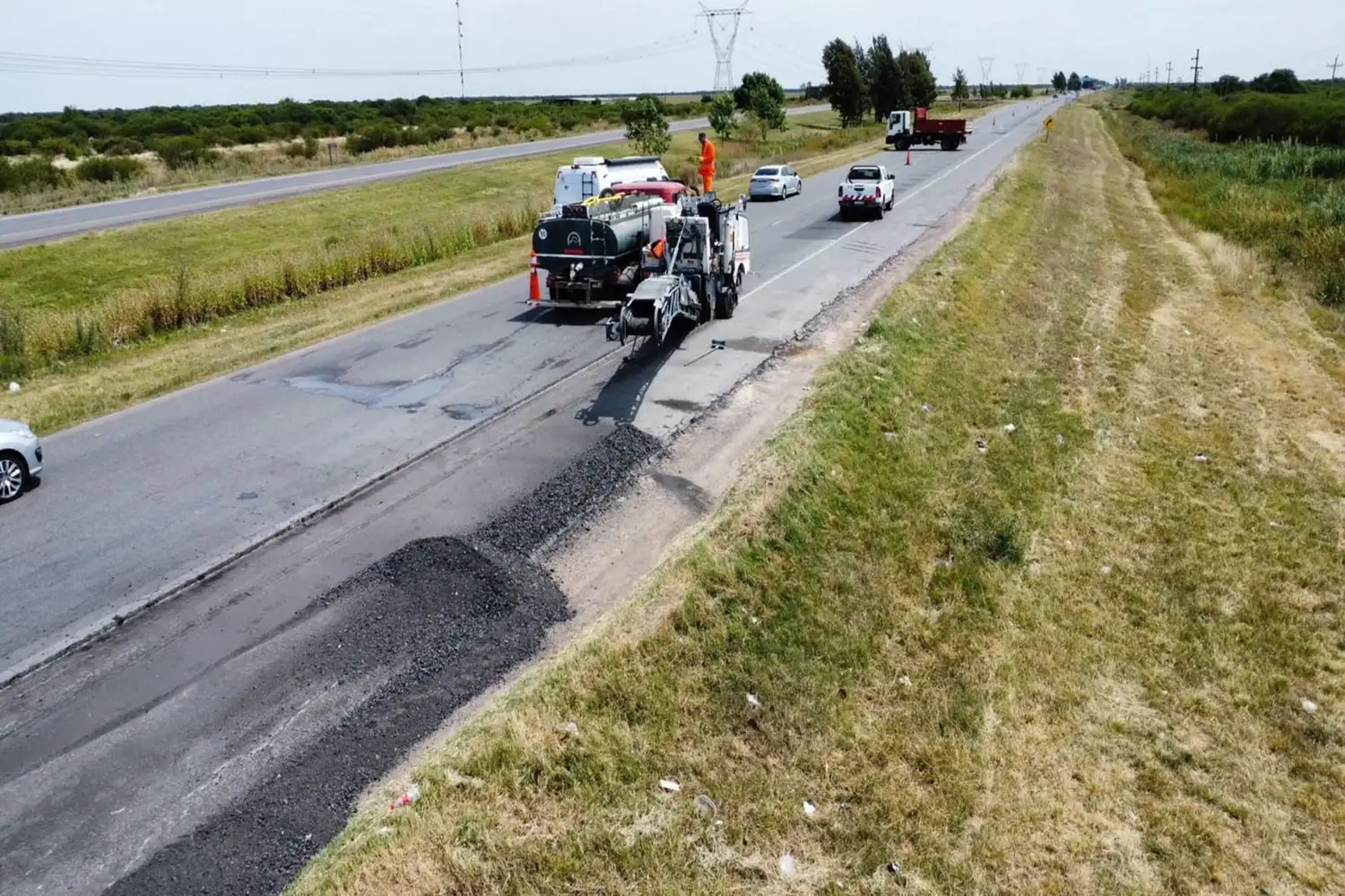 Frigerio confirmó el inicio de obras en las rutas nacionales 12 y 14