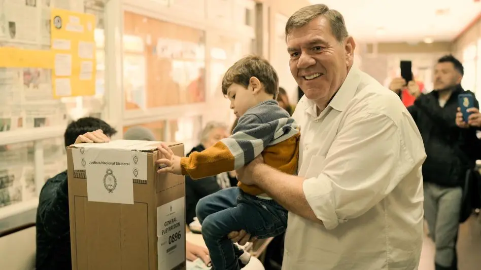 Votó el Intendente Guillermo Montenegro 