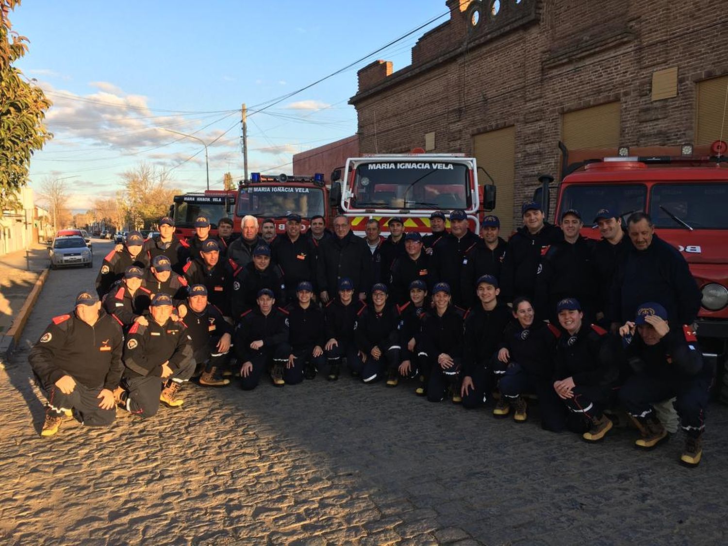 Lunghi participó del acto por el Día nacional del bombero voluntario y destacó el trabajo que realizan