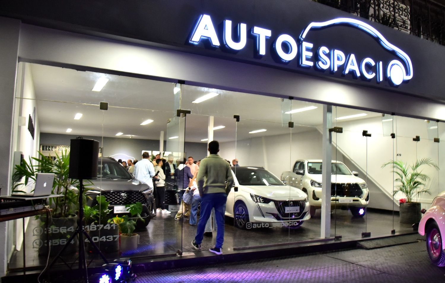 Auto Espacio