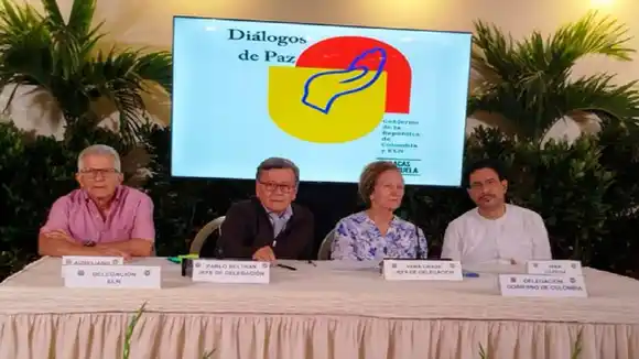 CLAVES del PRIMER ACUERDO de paz entre el gobierno de Petro y el ELN