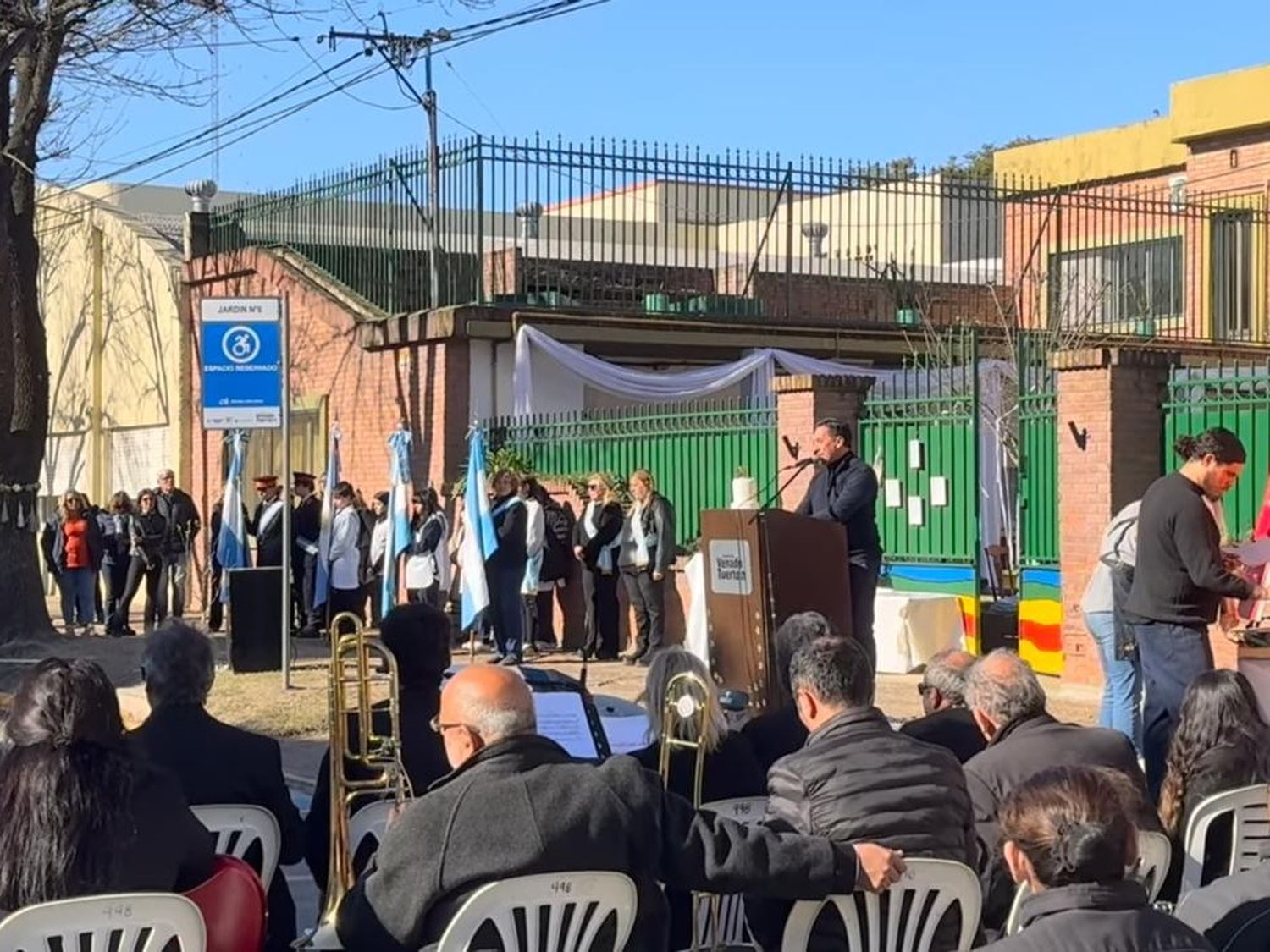 Emotivo acto por los 50 años del Jardín de Infantes N° 8. Foto: Gentileza