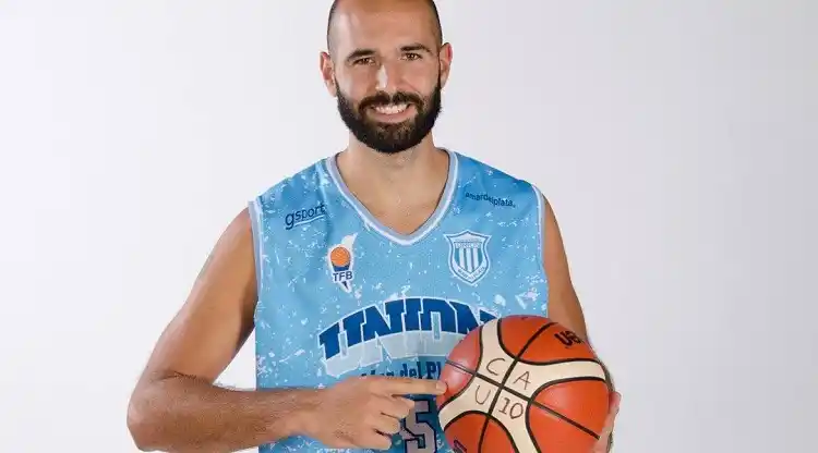 Unión ya tiene cuatro fichas para el próximo Federal de básquet