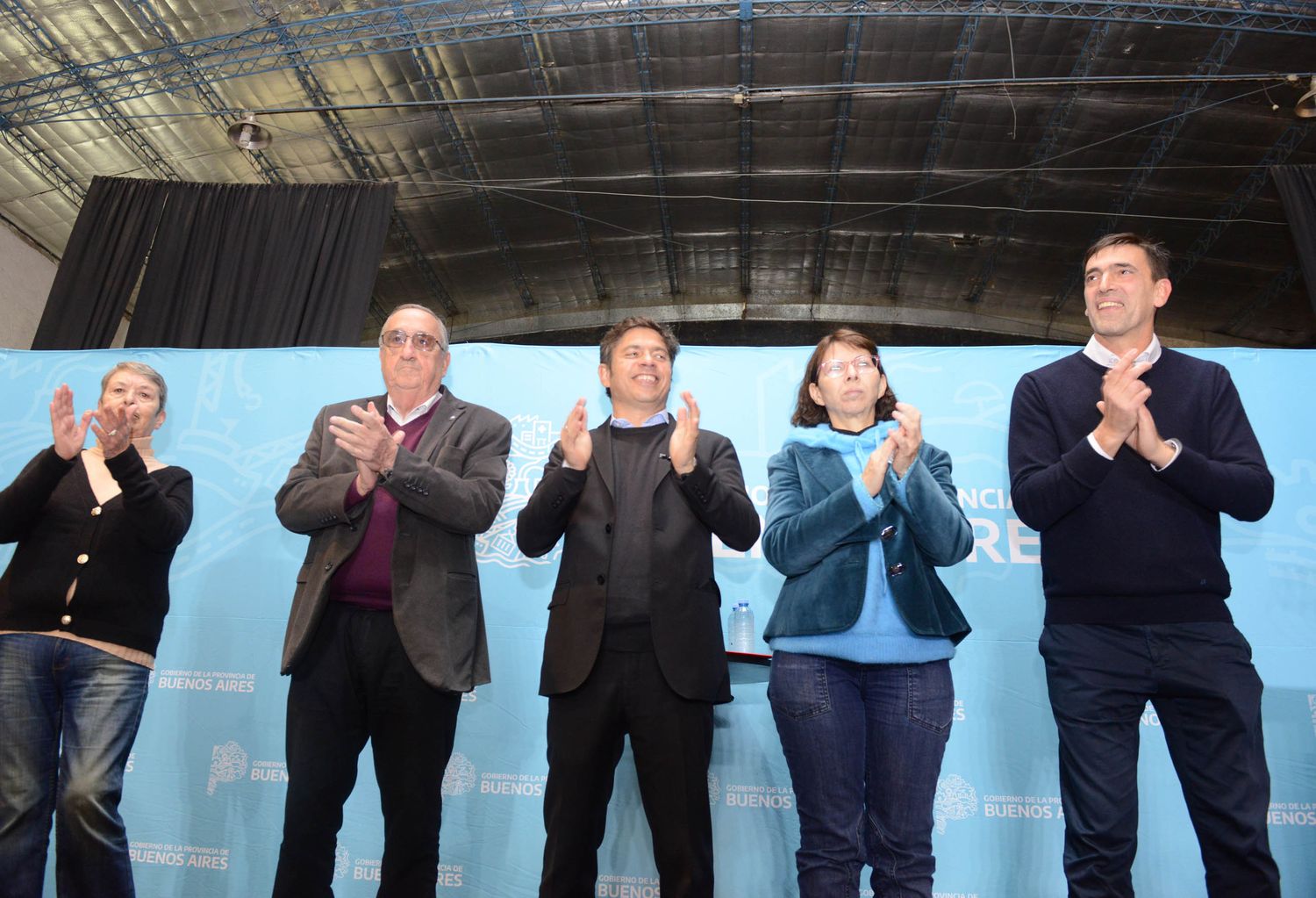 Axel Kicillof y entrega de viviendas de Cacha - 9