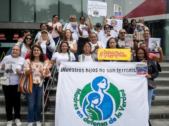 Comité de madres pide a Maduro un indulto presidencial para los presos políticos