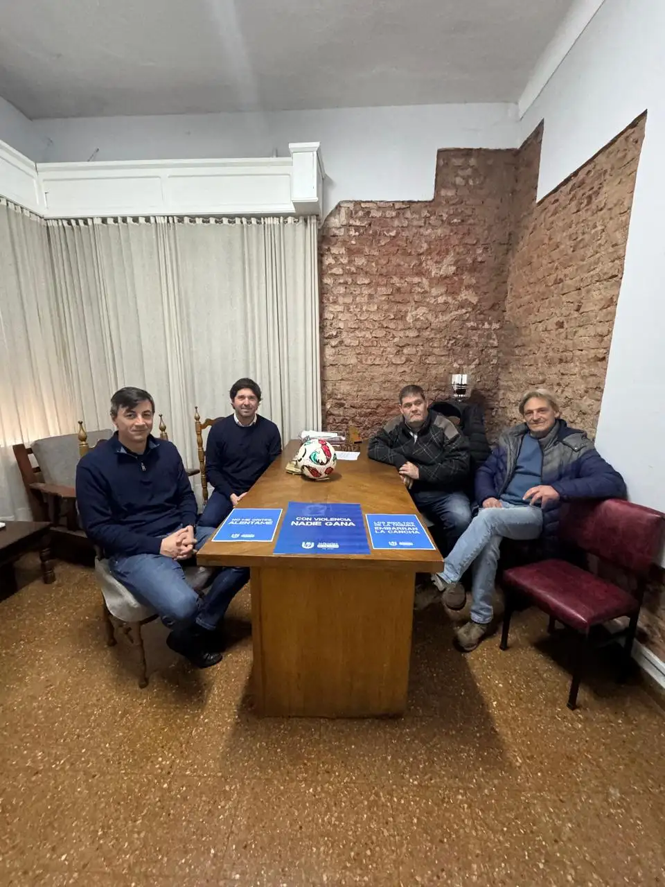 Federico Martínez y Darío Méndez se reunieron con autoridades de la Liga Tandilense de Fútbol