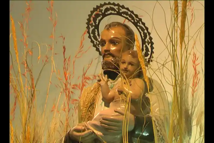 Feligreses se acercaron a pedir y agradecer al patrono del pan y el trabajo