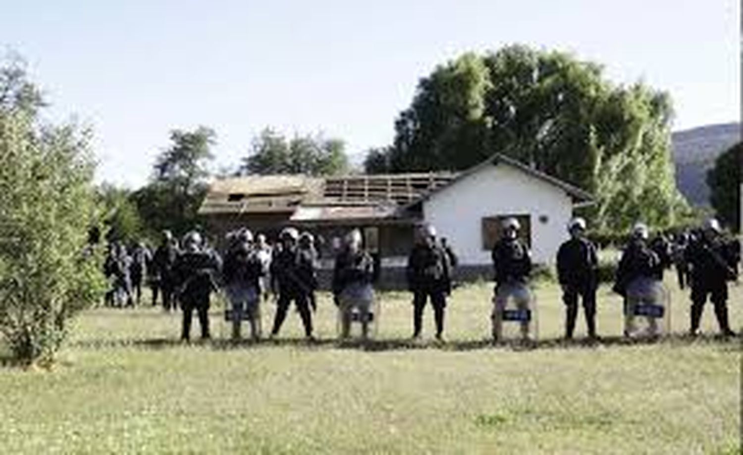 Desalojaron un grupo mapuche del Parque Nacional Los Alerces en Chubut