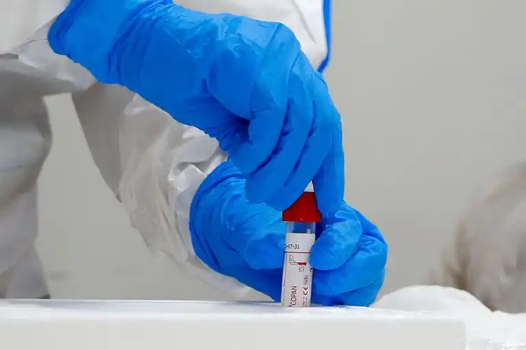 Coronavirus: con 14 casos positivos nuevos, los pacientes activos son 201