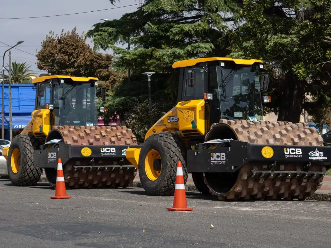 También se anunció la pronta entrega de un camión destinado a los equipos de construcción