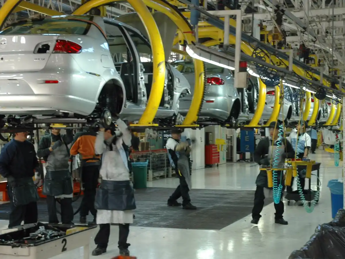 Con planes de financiamiento y promociones, las automotrices buscan apuntalar el mercardo