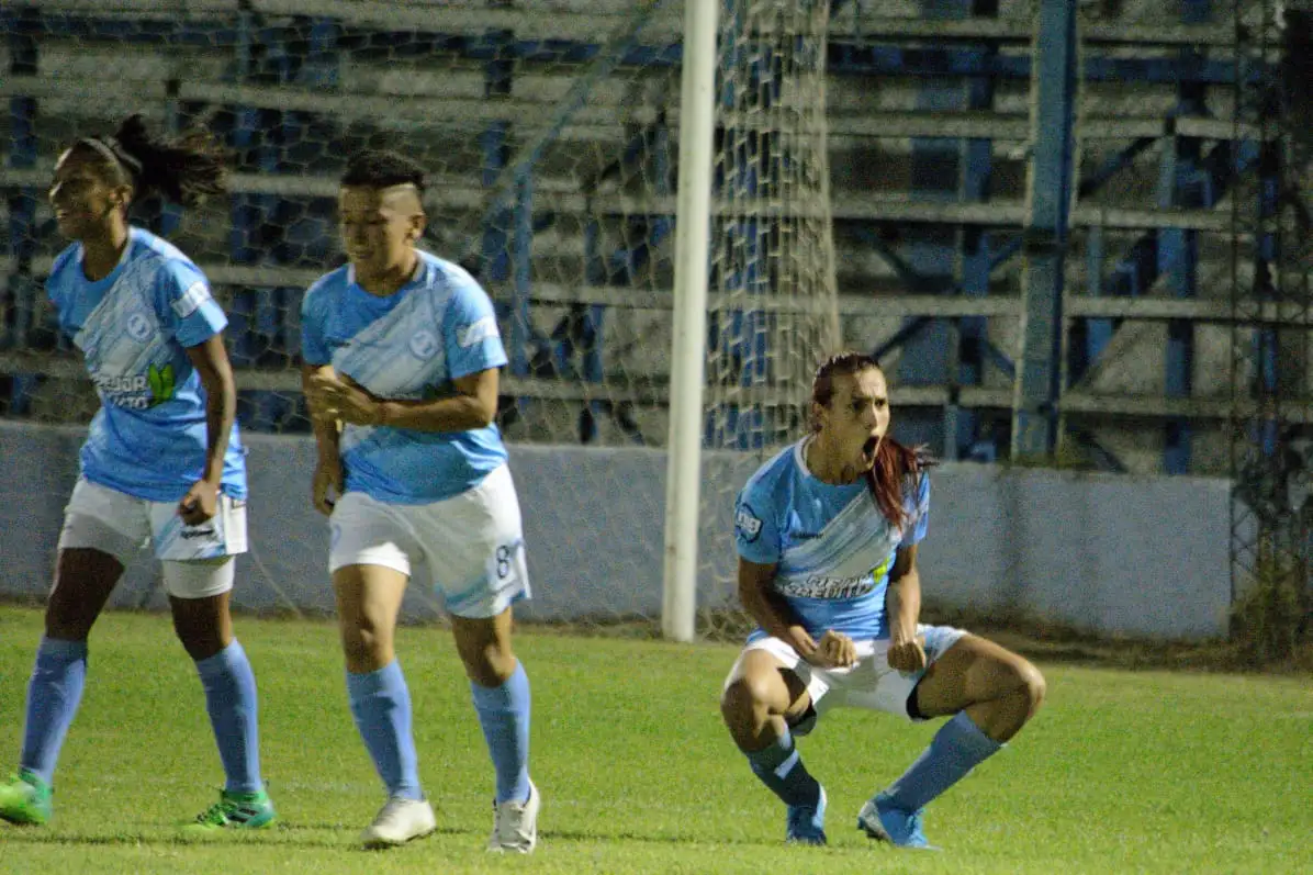 Mara Gómez hace volar por el aire los cimientos machistas del fútbol: "La genitalidad no determina qué podés hacer y qué no"