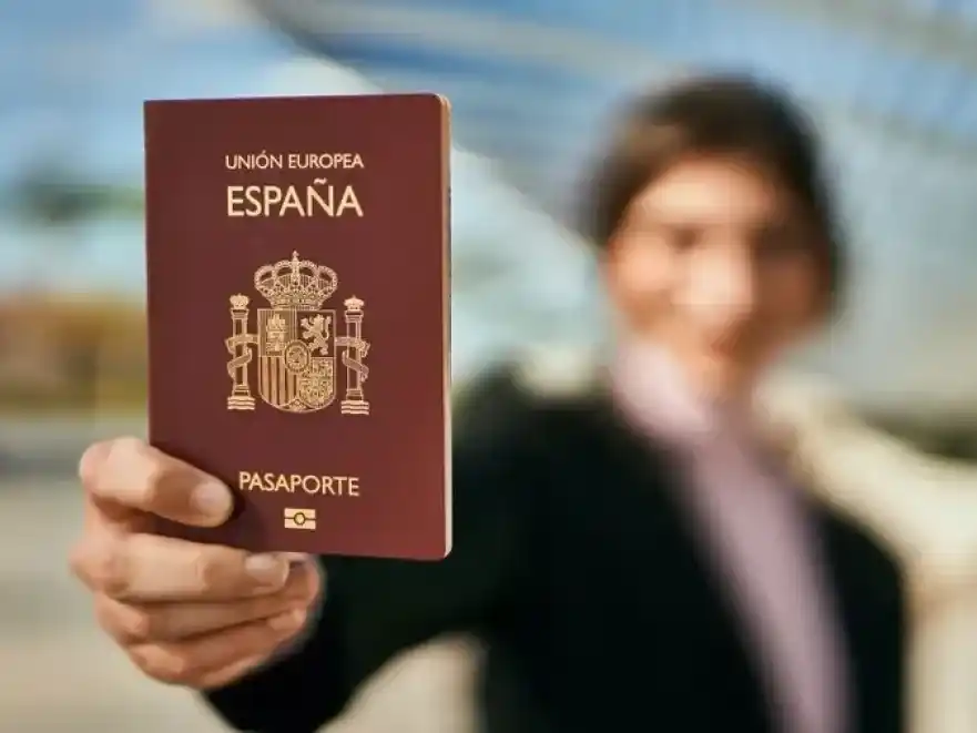 Finalizó la Ley de Nietos: qué pasará con los argentinos que iniciaron el trámite para obtener la ciudadanía española