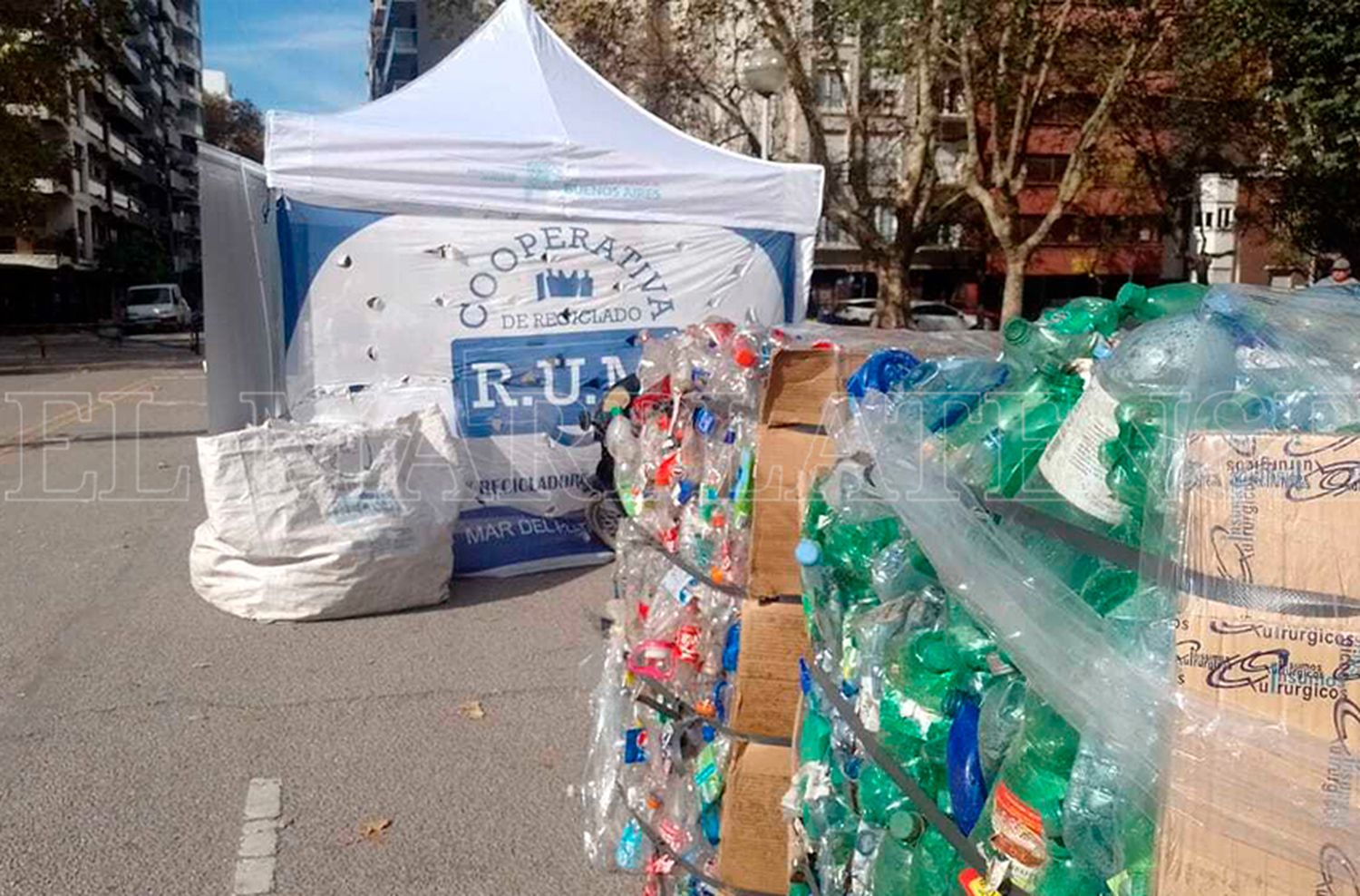 Jornadas de reciclaje en Plaza Mitre: "Recibimos cada material que los vecinos quieran acercar"