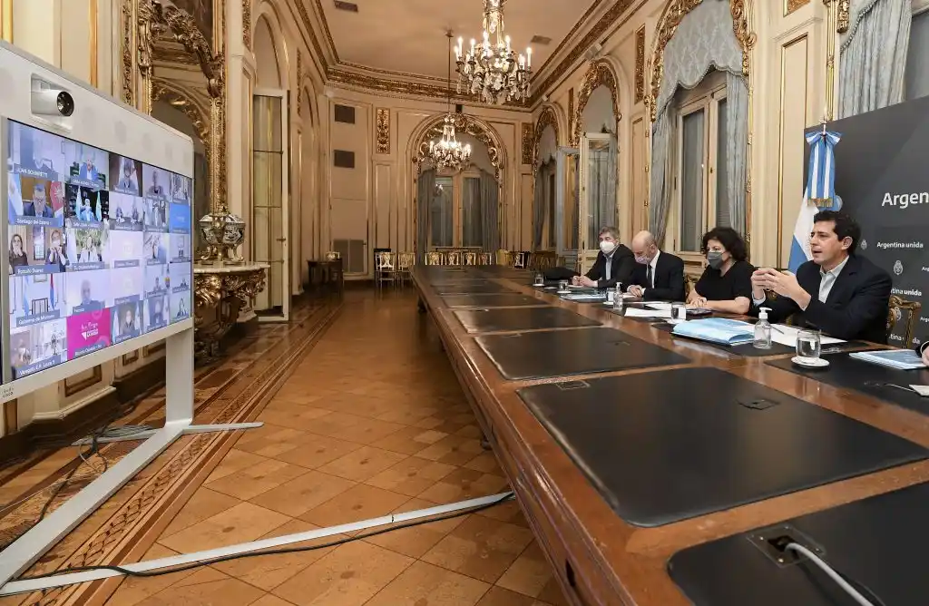 Los ministros Eduardo De Pedro y Carla Vizzotti se reunieron con los gobernadores