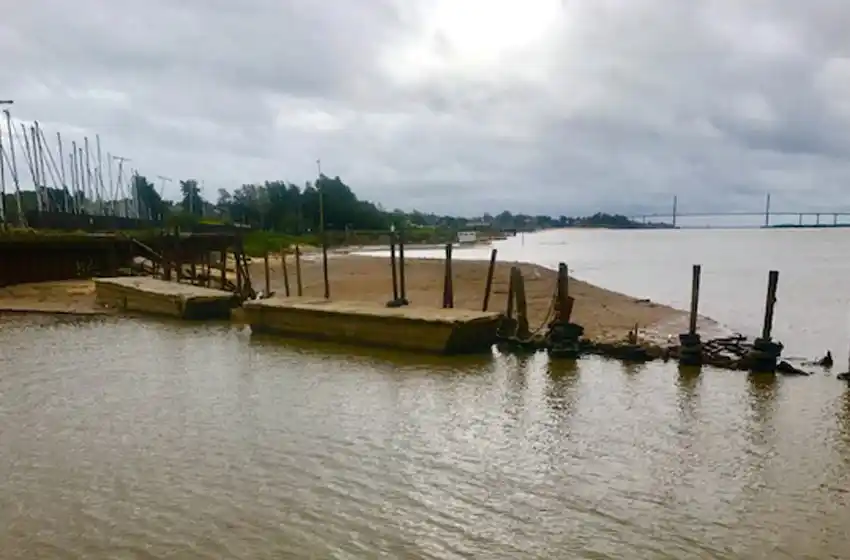 Por la bajante, sigue suspendido el servicio de lanchas para cruzar a las islas