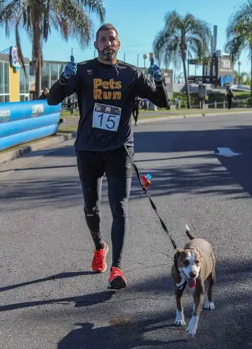 Martin Manzotti y su perra