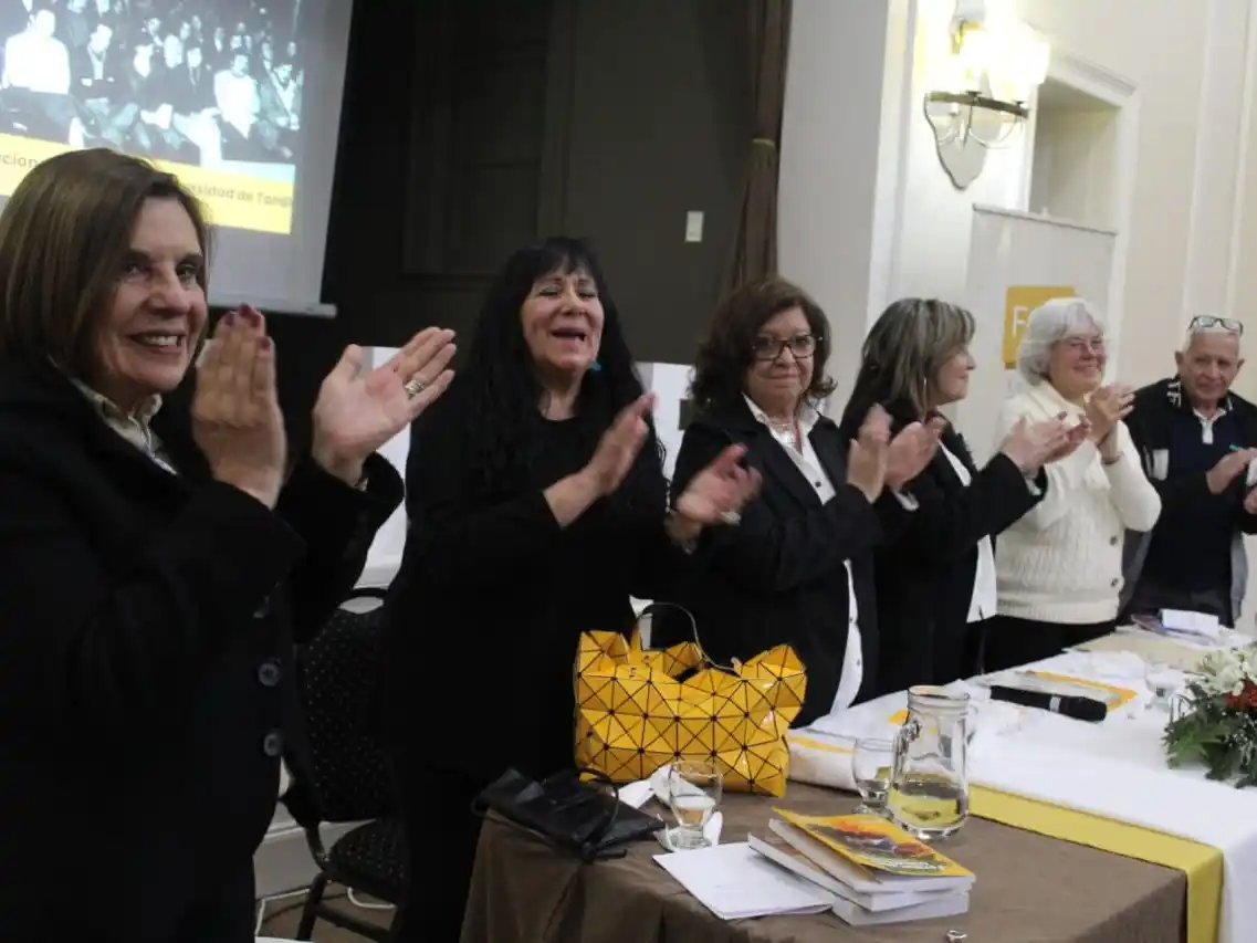 Unicen brindó un emotivo homenaje a mujeres del primer Centro de Estudiantes de Humanas