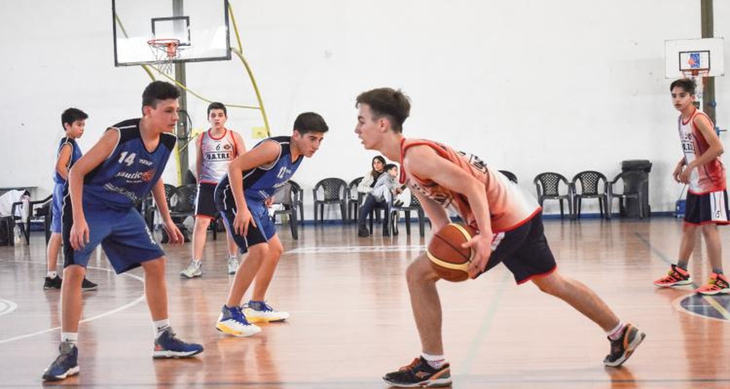 El Cuadrangular U15 del local se lo llevó Náutico