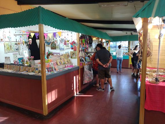 El Mercado Artesanal, un oasis en medio de la realidad