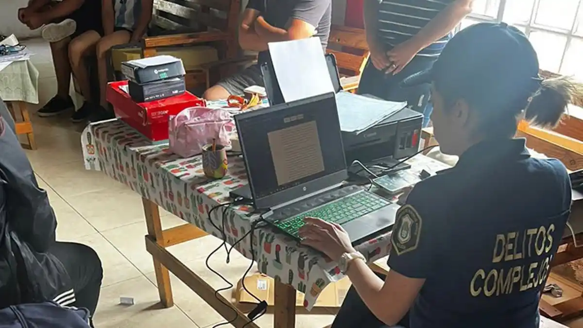 Más de 100 allanamientos y siete detenidos por abuso sexual infantil y grooming