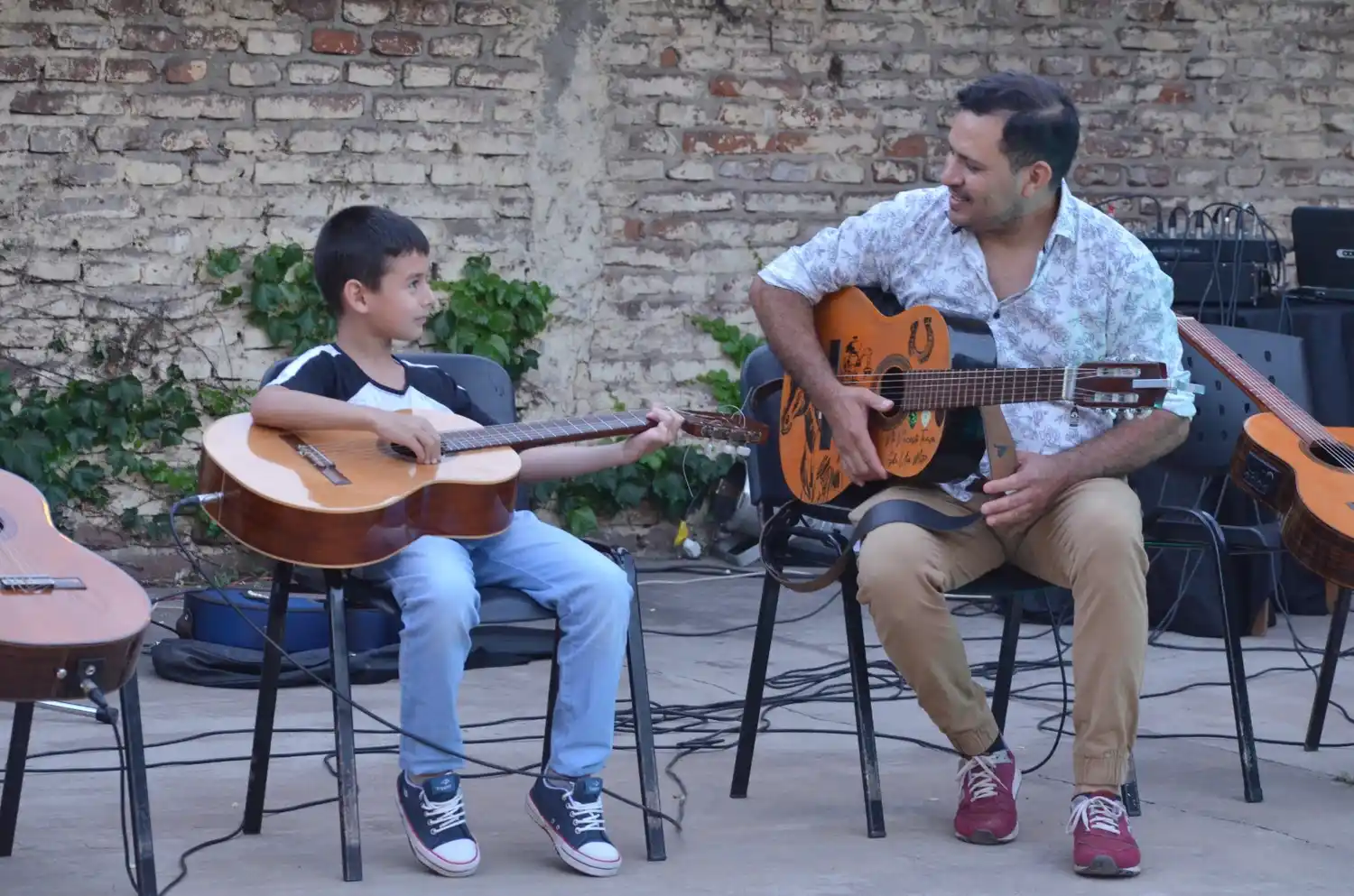 Taller de Guitarra municipal Venado Tuerto - 2