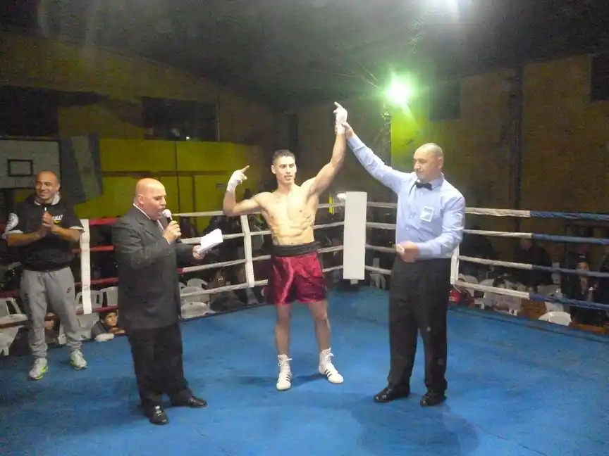 Doble triunfo en el doble debut