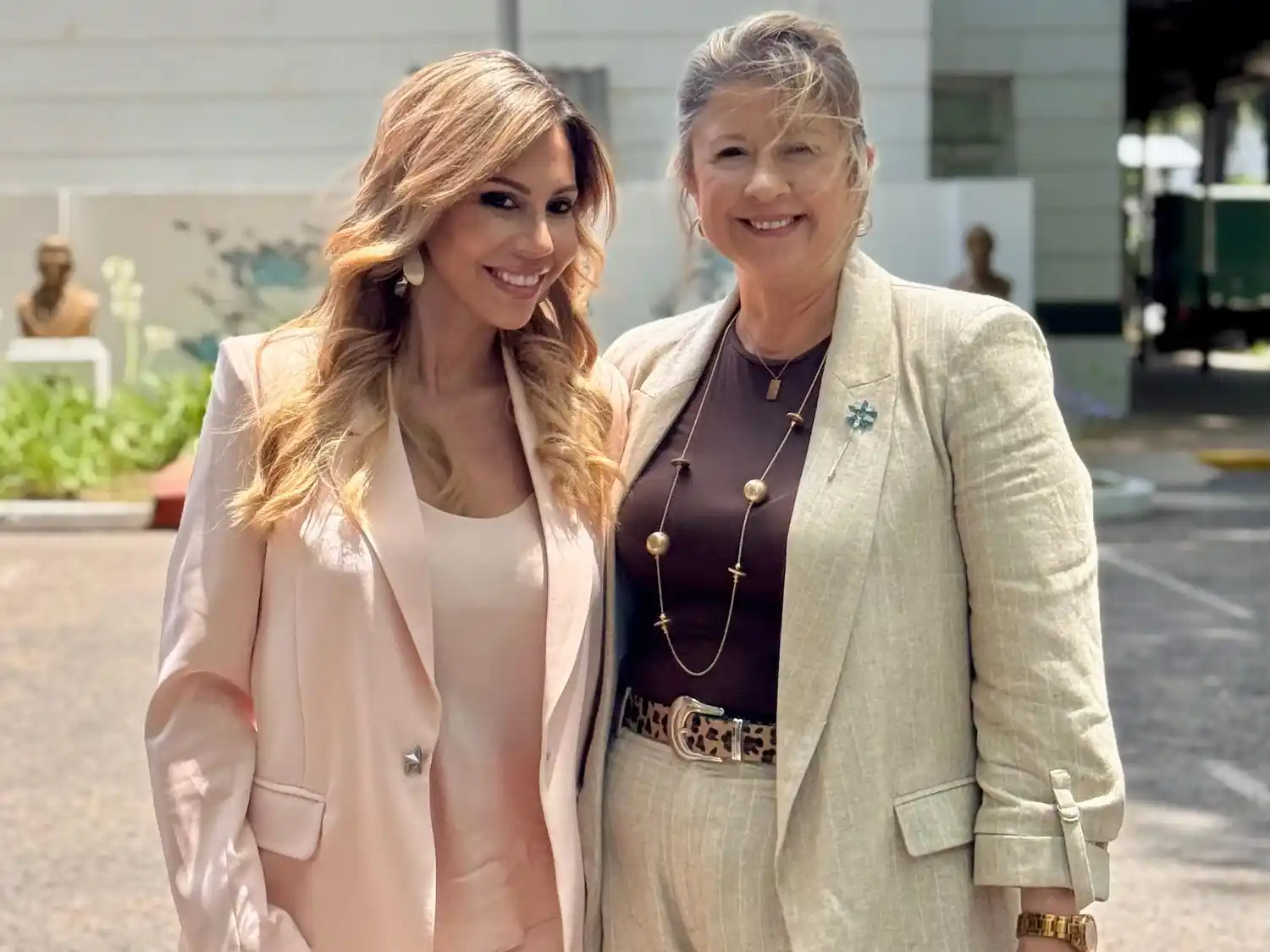 Monteoliva y Romina Diez confirmaron la continuidad del Plan Bandera en Rosario.