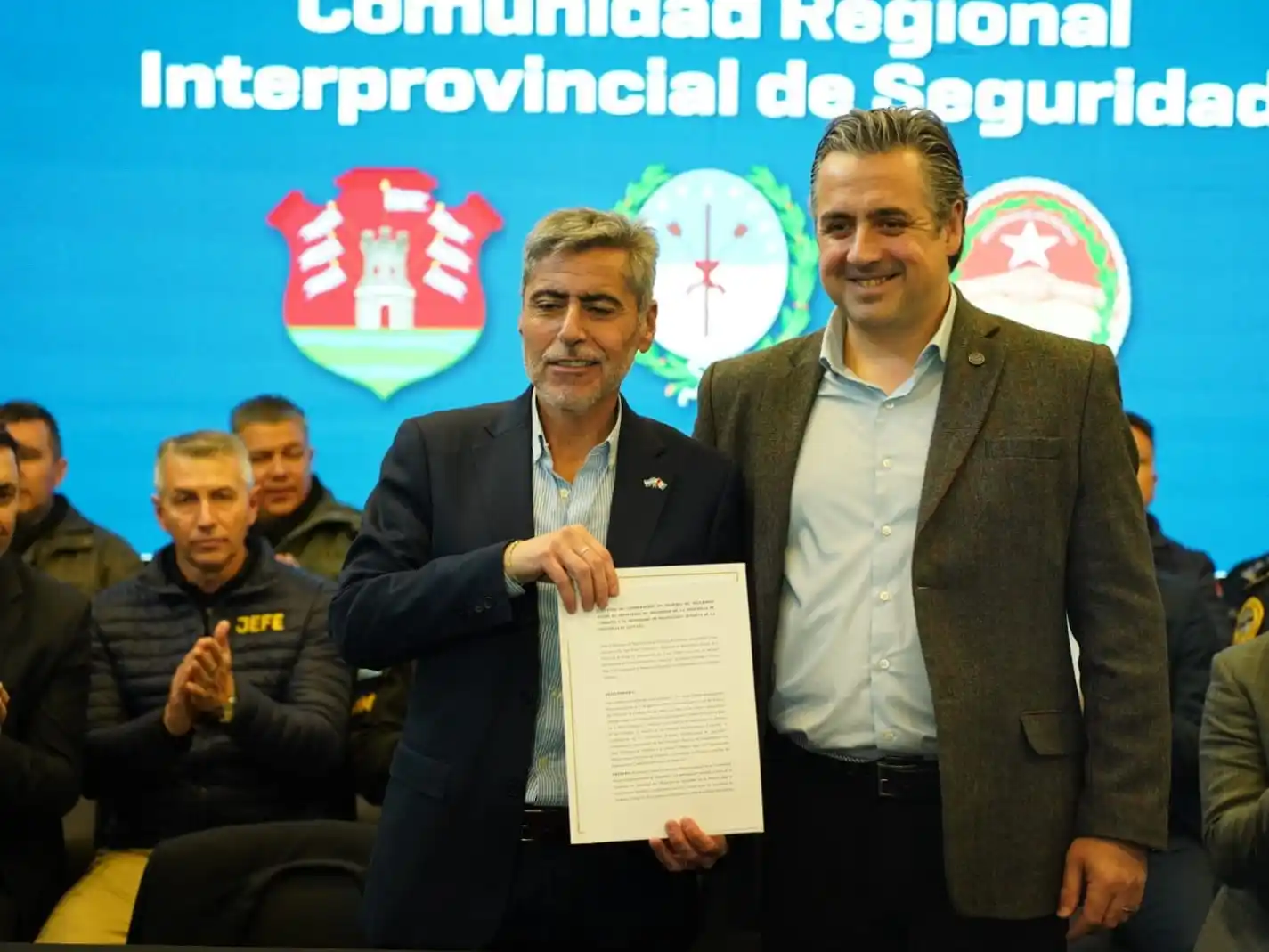 Firma del convenio comunidad regional interprovincial de seguridad