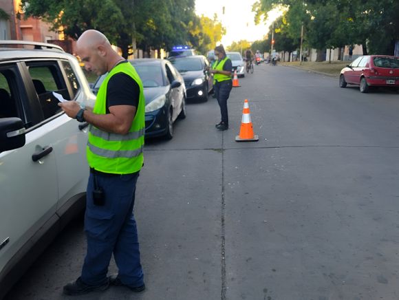Vehículos secuestrados: una Partner, una Duster, una F-100 y dos colectivos pasarán a dominio municipal
