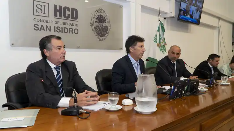 Apertura de sesiones en San Isidro: "Las subas de tarifas se definen en mesas donde no estamos los intendentes", dijo Posse