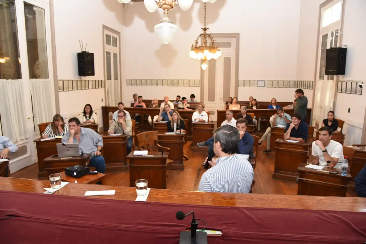 El equipo económico del Gobierno presentó los ejes del Presupuesto 2026.