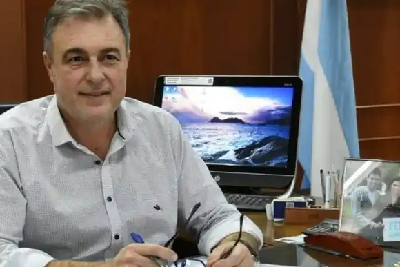 Castellano acorta la brecha en el escrutinio definitivo