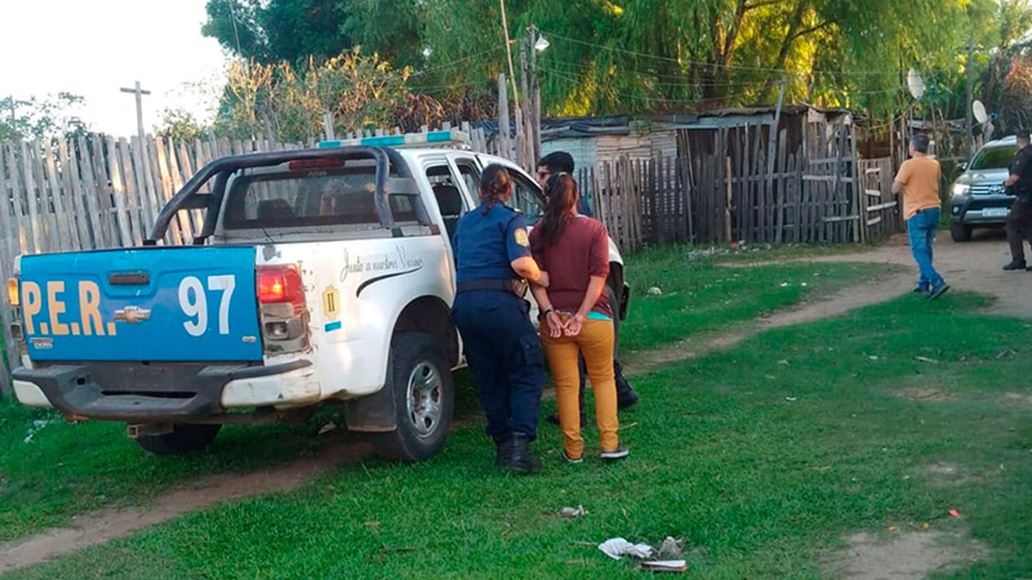 La Policía allanó una casa por amenazas y hallaron casi dos kilos de cocaína