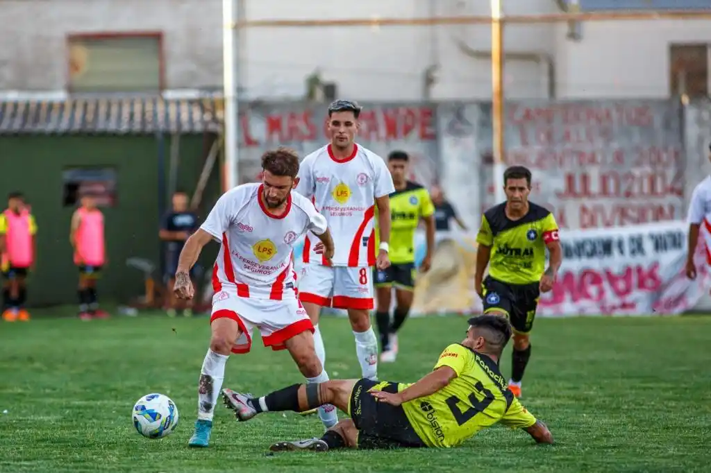 Huracán rescató un empate y la serie está abierta