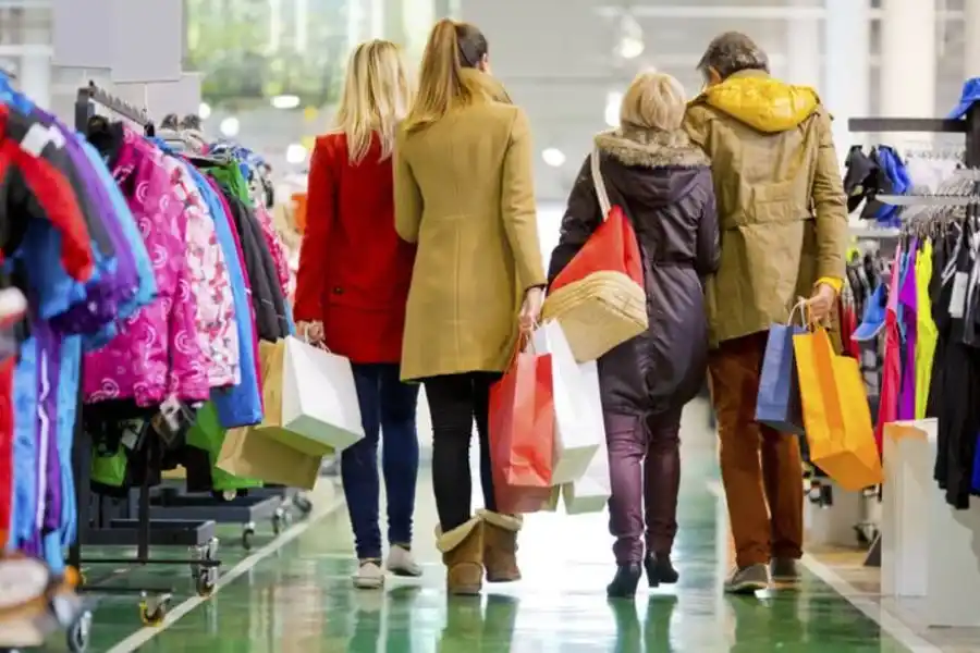 "Cuota Simple": cómo hay que hacer para comprar con tarjeta en cuotas fijas