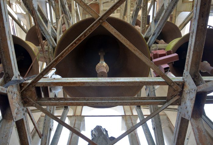 En su 145to aniversario, conocé cómo funcionan las campanas de la iglesia del centro