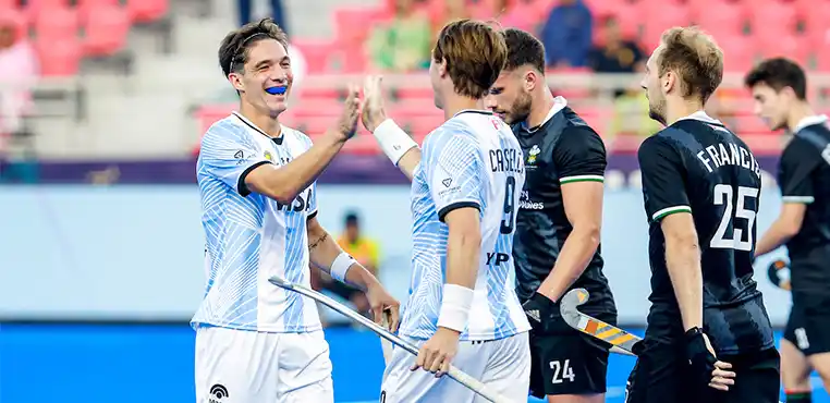 Los Leones se despidieron con goleada ante Gales