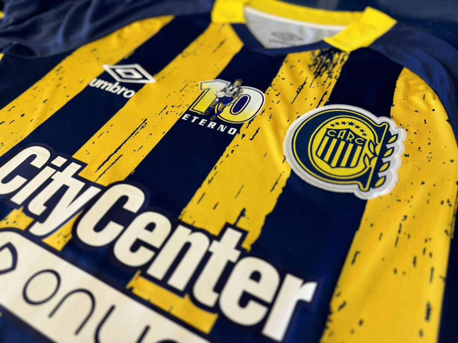 Central recuerda al histórico 10: los jugadores vestirán una camiseta en homenaje al Negro Palma