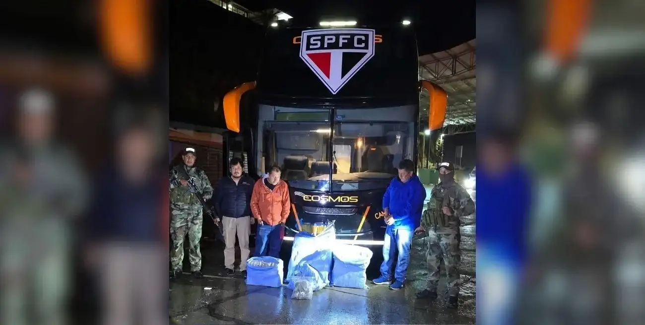 Increíble previa de São Paulo en Bolivia: incautaron con 86 kilos de marihuana el micro que iba a buscar al plantel