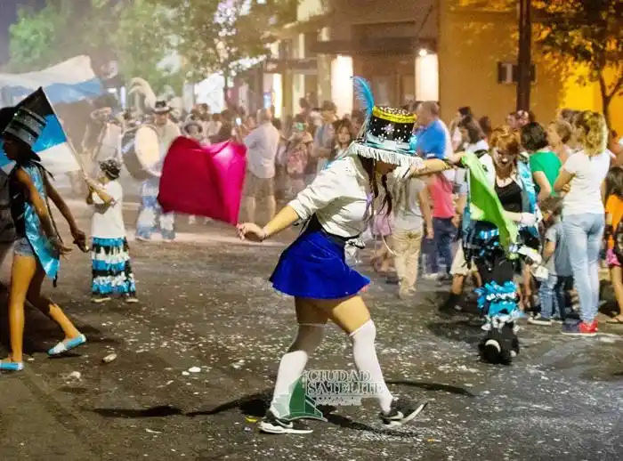 El lunes y martes el carnaval popular de la alegría regresa a Plaza Urquiza