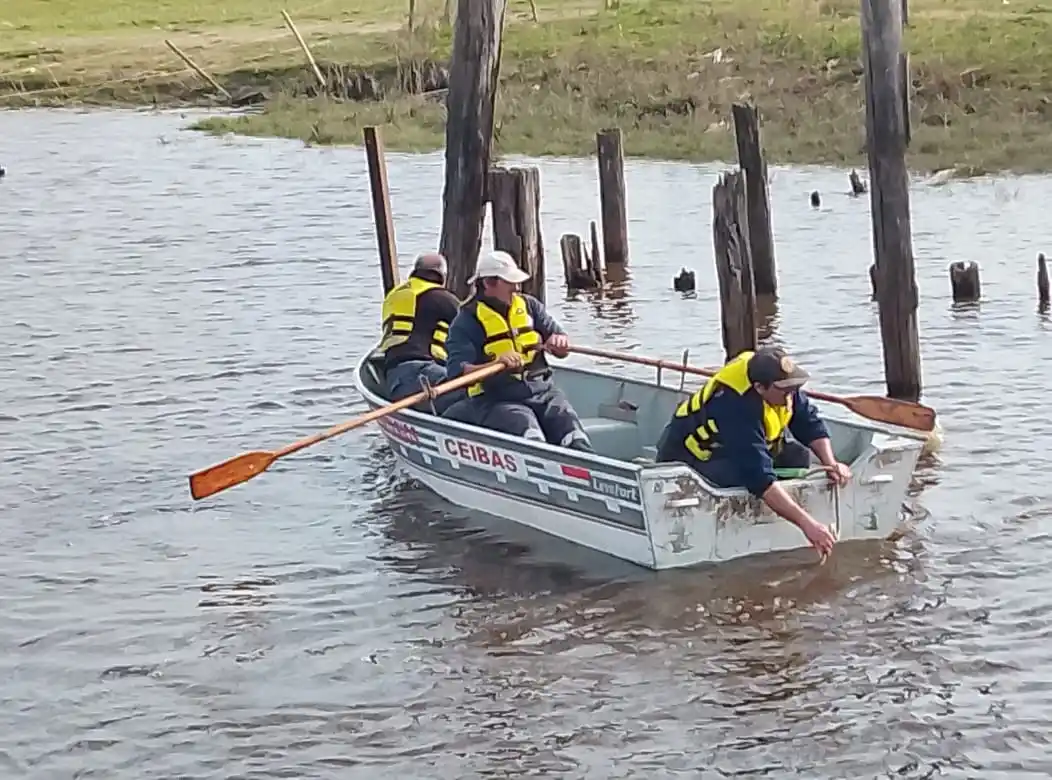 movil canoa policia médanos