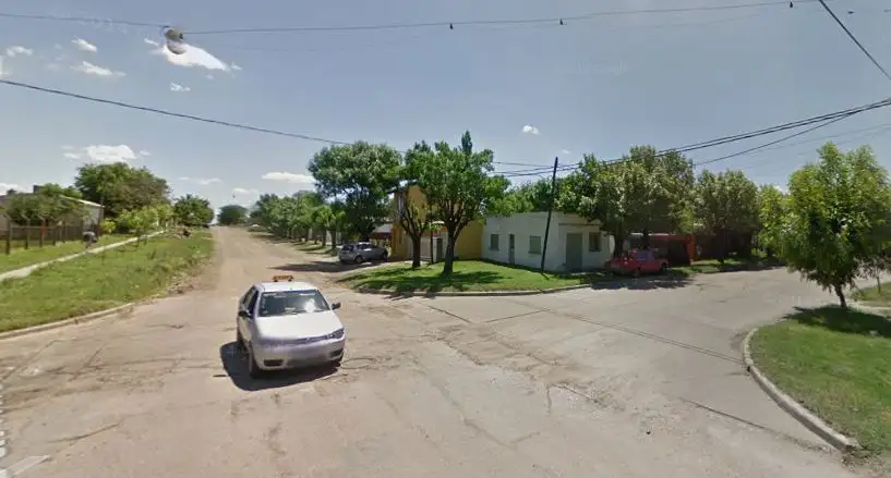 Retroexcavadora rompió caño de gas y tuvieron que evacuar dos escuelas